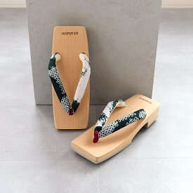 【utatane 高級桐下駄 有松絞り鼻緒 Sサイズ 角型右近 白木】国産 日本製 げた 単品 伝統工芸有松絞り生地使用 徳島の下駄職人さんと滋賀の鼻緒職人さんの手仕事 浴衣はもちろん、足袋を履いて着物にも ひとつひとつ表情が異なるあなただけの1点物