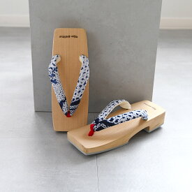 【ニコアンティーク 高級桐下駄 有松絞り鼻緒 Sサイズ 角型右近 白木】国産 日本製 げた 単品 伝統工芸有松絞り生地使用 徳島の下駄職人さんと滋賀の鼻緒職人さんの手仕事 浴衣はもちろん、足袋を履いて着物にも ひとつひとつ表情が異なるあなただけの1点物