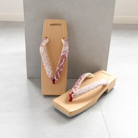 【utatane 高級桐下駄 有松絞り鼻緒 Mサイズ 角型右近 白木】国産 日本製 げた 単品 伝統工芸有松絞り生地使用 徳島の下駄職人さんと滋賀の鼻緒職人さんの手仕事 浴衣はもちろん、足袋を履いて着物にも ひとつひとつ表情が異なるあなただけの1点物