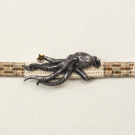 帯留め 数-SUU- 和装小物 日本製 和アクセサリー 蛸 ギフト プレゼント シルバー系 女性 銀 黒 ブラック たこ タコ 浮世絵 贈り物 誕生日 個性的 専用豪華ボックス 着物 帯 国産 ハンドメイド