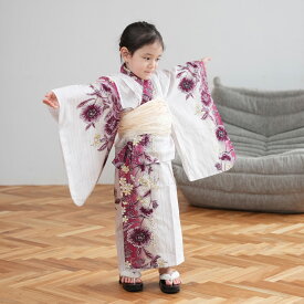 【59％OFF】【utatane kids 高級変わり織 子供浴衣3点セット 女の子 えんじのひらひら花染分け】ここでしか買えない昭和初期アンティーク復刻版 こども浴衣セット（ゆかた・帯・下駄）3歳 4歳 5歳 6歳 7歳 8歳 9歳 10歳 レトロ キッズ 上質 国産生地 国内染色