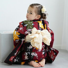 【ニコアンティーク kids 高級変わり織 子供浴衣3点セット 女の子 赤と黒の立沸とレトロ花】 個性派きものブランドNicoAntiqueの新作 こども浴衣セット ( ゆかた・帯・下駄 ) 3歳 4歳 5歳 6歳 7歳 8歳 9歳 10歳 レトロ キッズ 国産生地 国内染色