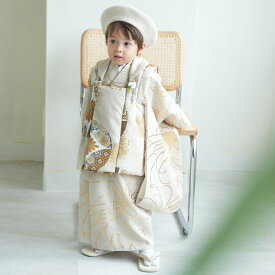 【10％OFF】【ひよこ商店 七五三 着物 3歳 男の子 被布セット　エクリュ七宝×ベージュ金彩】着物セット 販売 子供 kids 三つ身 お祝い着 記念撮影 三歳 三才 男の子 男児 着物 被布 長襦袢 腰紐 信玄袋 雪駄 足袋 帽子 ベレー帽 88cm-105cm前後