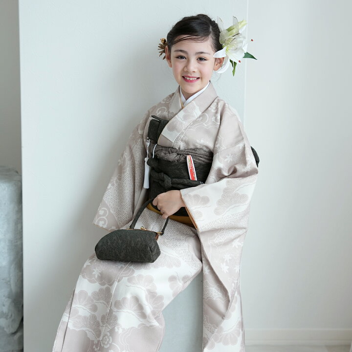楽天市場】【ひよこ商店 七五三 着物 7歳 四つ身 ベージュ松文様 