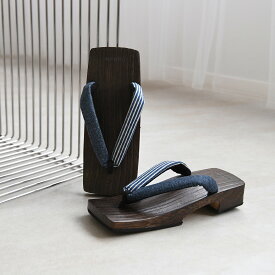 【utatane 高級桐下駄 ヒッコリーデニム鼻緒 メンズ Mサイズ 右近 焼】男性 男下駄 24〜25.5cm 単品 国産 日本製 徳島の下駄職人さんと滋賀の鼻緒職人さんの手仕事 デニム生地 希少 紺 インディゴ こげ茶 黒 桐 桐下駄 浴衣 着物 和装小物 レトロ 粋 昭和レトロ