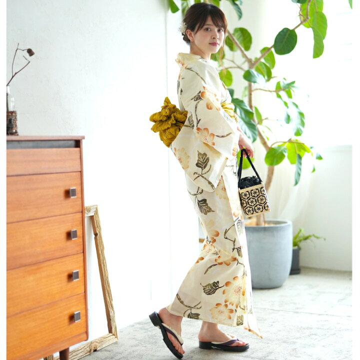 楽天市場】【40%OFF】浴衣 セット レディース 浴衣 3点セット(浴衣/帯/下駄)白 きなり クリーム 黄色 緑 ぼかし 流水 向日葵 ひまわり 昭和初期アンティークデザイン復刻版 浴衣セット ゆかた 女性 レトロ ゆったりサイズ 大きいサイズ : utatane 楽天市場】【40%OFF】浴衣 セット レディース 浴衣 3点セット(浴衣/帯/下駄)白 きなり クリーム 黄色 緑 ぼかし 流水 向日葵 ひまわり 昭和初期アンティークデザイン復刻版 浴衣セット ゆかた 女性 レトロ ゆったりサイズ 大きいサイズ : utatane