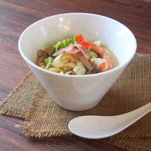 ラーメン どんぶり 白磁 16.5cm スリム ラーメンボウル台形 カフェ 真っ白 ポーセラーツ 丼 ドンブリ 丼ぶり 麺鉢 ラーメン鉢 らーめん 拉麺 中華そば オシャレ おしゃれ ラーメン丼 業