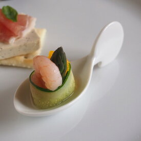 食器 おしゃれ 一口サイズのクロストレー 白 ホワイト スプーン ワンスプーン ワンスプーンディッシュ 一口 ひとくち おしゃれ テイスティングスプーン ポーセラーツ