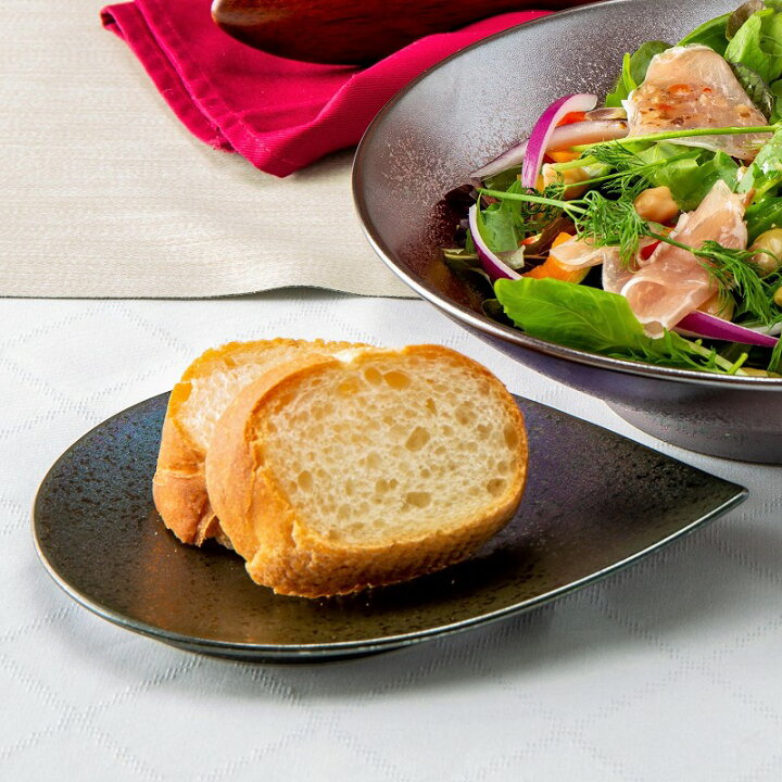 楽天市場 ブルー クリスタル リーフ プレート パン皿 キラキラ 皿 お皿 高級感 丸皿 食器 青 緑 おしゃれ オシャレ ハイセンス ラメ 窯変 かっこいい レストラン フレンチ イタリアン 結婚式 パーティー コース料理 テーブルウェア器彩人うつわさいと