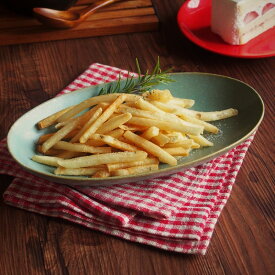 オーバル ボウル グリーン シーヴァミント 24.5cm楕円 だえん 皿 パスタ皿 レディースサイズ 小さめ 食器 カレー皿 お皿 緑 カフェ インスタ映え おしゃれ オシャレ ポテト フライドポテト サラダ かわいい 陶器