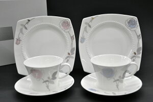 [NIKKO(�j�b�R�[)]ROSE WATER(���[�Y�E�H�[�^�[)�y�A�e�B�^�C���Z�b�g [260cc][�J�b�v���\�[�T�[][�P�[�L�M]FINE BONE CHINA (�t�@�C���{�[���`���C�i)NIKKO SINCE1908�y���������z