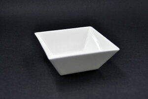 [NIKKO(�j�b�R�[)]AMUSE(�A�~���[�Y)11cm�p��FINE BONE CHINA(�t�@�C���{�[���`���C�i)NIKKO SINCE1908[���Ȃ����i]