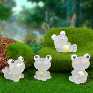 4 個 暗闇で光るカエルの小物 樹脂カエルフィギュア 苔の風景モデル かわいいミニカエルの置物 箱庭のカエル プラスチック製のカエル 鉢植えのカエルの像 かわいい動物の飾り ガーデ