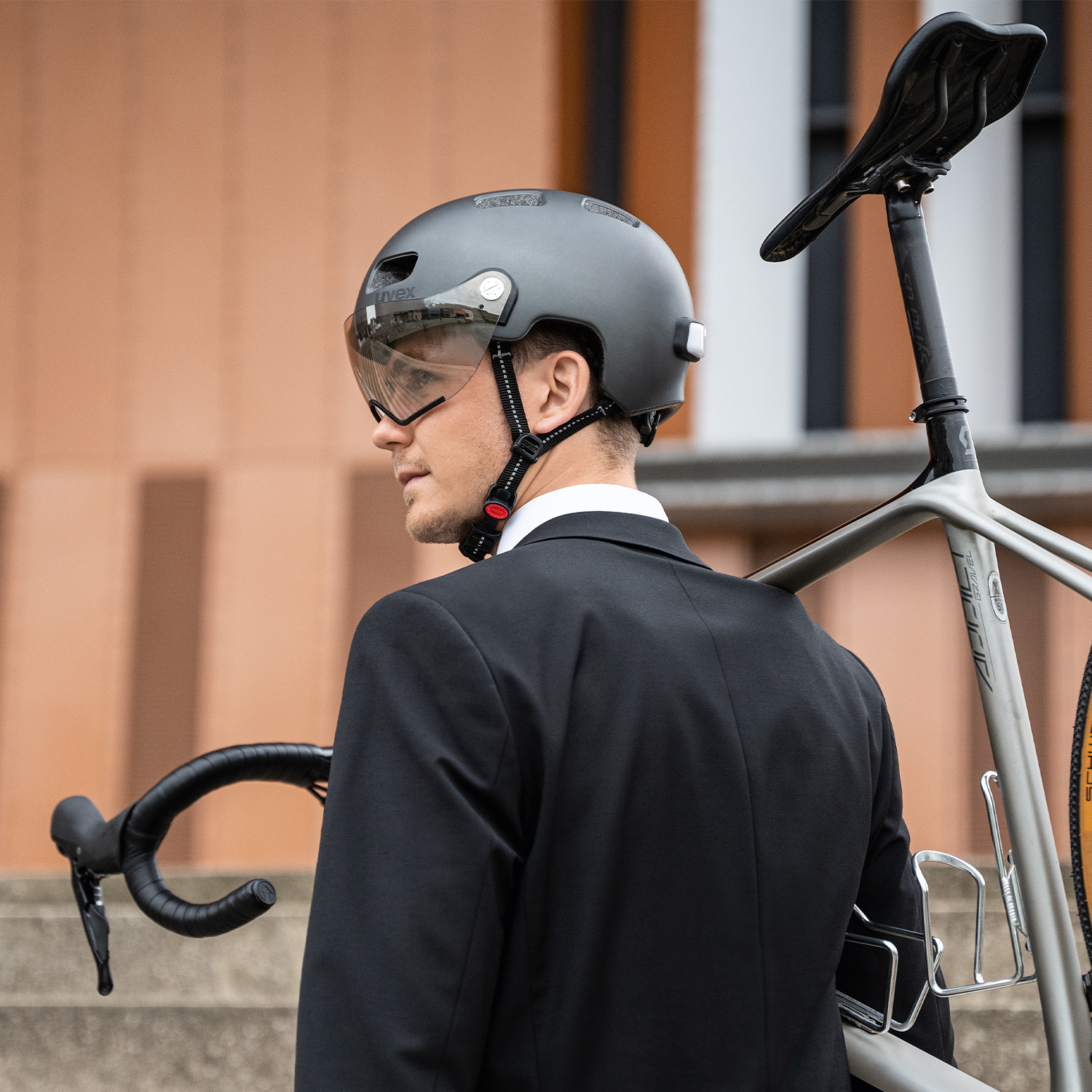 送料無料キャンペーン?】 uvex ウベックス 自転車ヘルメット バイザー