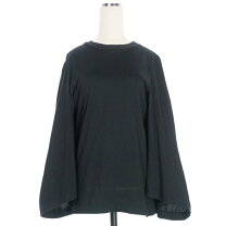 ほぼ新品】TOGAのトップス