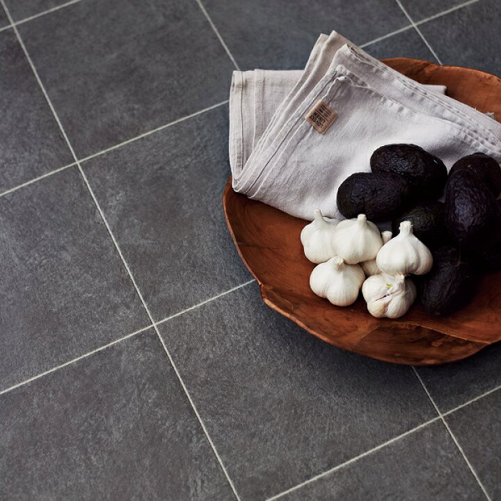 5畳 インスタ映え♡モノトーン花柄タイル風 白 ホワイト 黒 クッション  