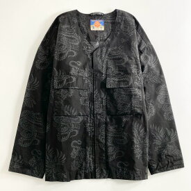 《美品》 寅壱 × black means ブラックミーンズ × zepanese ゼパニーズ TZB鯉口シャツブルゾン L ブラック 220713H 虎 八咫烏 蛇 ジャケット 【中古】