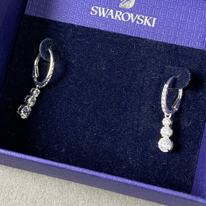 楽天市場】《美品》 SWAROVSKI スワロフスキー 3連 ダイヤ クリスタル 