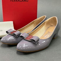 楽天市場】フェラガモ エナメル パンプス 未使用の通販