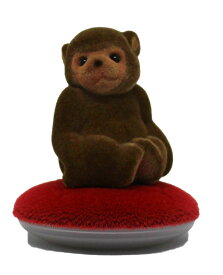 ラッキーマスコット+アロマディフューザー 干支申7cmサイズのアロマディフューザー機能付き置物です。［干支置物　動物置物　アロマディフューザー　自動車用小物雑貨　可愛い　小物雑貨　インテリア］