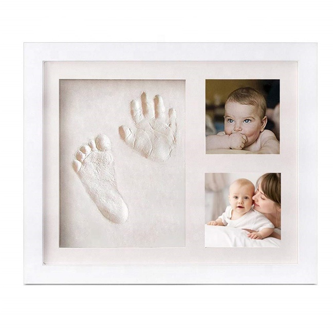 手形足形 ベビーフォトフレーム 《ホワイト》 赤ちゃん 手型 足型 ベビーフレーム 写真立て 出産祝い 内祝い[送料無料(一部地域を除く)]