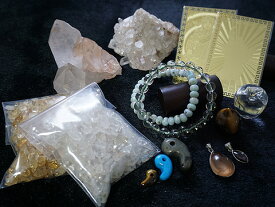【数量限定】【金運＆開運福袋】ヒマラヤ水晶/天然石ブレスレット/ヒーリングアイテム他、超お得な7〜9点セット!!!