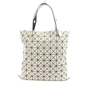 【中古】バオバオ イッセイミヤケ BAOBAO ISSEY MIYAKE プリズム PRISM トートバッグ エナメル 白 ホワイト 黒 ブラック BB01-AG043 /NW5 レディース 【ベクトル 古着】 240109