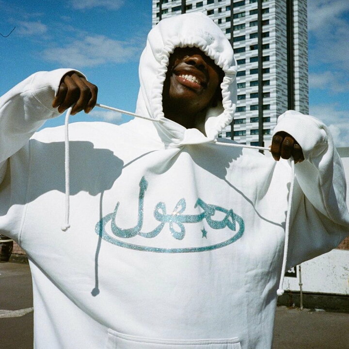 楽天市場】UNKNOWN LONDON / Arabic Logo Rhinestone Hoodie : VENTURER