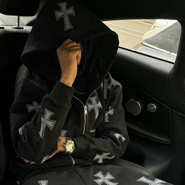 楽天市場】UNKNOWN LONDON / Cross Rhinestone Zip Up Hoodie : VENTURER
