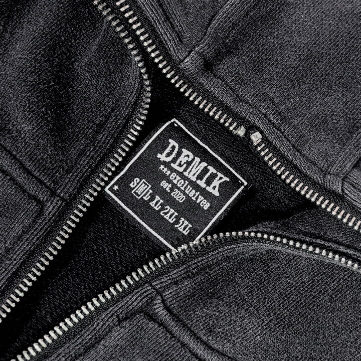 楽天市場】DEMIK EXCLUSIVES / Distressed Triple Zip Hoodie : VENTURER