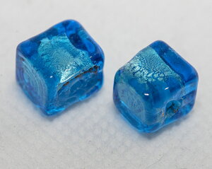 ベネチアンビーズ ダード 8ミリ ホワイトゴールド/アクアマリーナ 2個 アクセサリーパーツ ビーズ