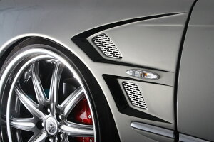 �Z���X�u�����h 18�}�W�F�X�^ �G�A�� �t�F���_�[ �y�Z���Z�[�V�����V���[�Y�z