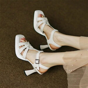 サンダル 靴 シューズ ビーチサンダル 美脚 滑り止め シンプル レディース 歩きやすい おしゃれ かわいい 婦人 レディース 走れる 疲れない 痛くない 大きいサイズ 小さいサイズ 軽量 軽い