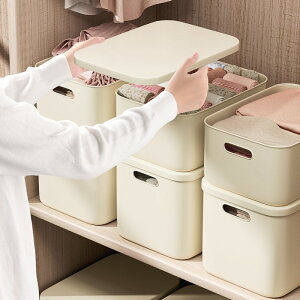 [{bNX Wt e 4L 8L 15L 25L 30L @\ ߗގ[ ߑP[X o [P[X i` IV Vv Lb` Lb`[ ʏ q [ ItBX [ 