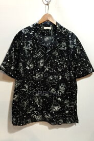 【中古】代官山)VALENTINO ヴァレンティノ 国内正規 Zodiac Map 星座 総柄シャツ ブラック サイズ48 オープンカラー