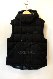 【中古】代官山)MONCLER モンクレール 国内正規 CHARTR ダウンベスト サイズ3 ブラック ※フード汚れあり