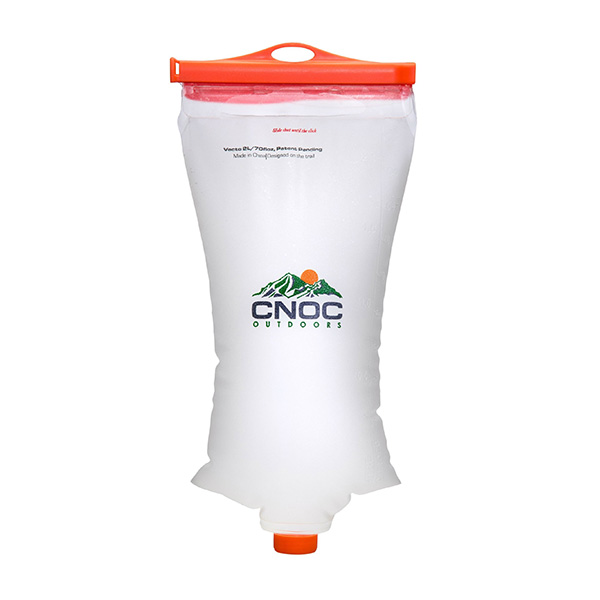 ウォーターコンテナ 人気海外一番 ハイドレーション ボトル [並行輸入品] 水筒 クノック 2L Orange CN-2VO CNOC Vecto