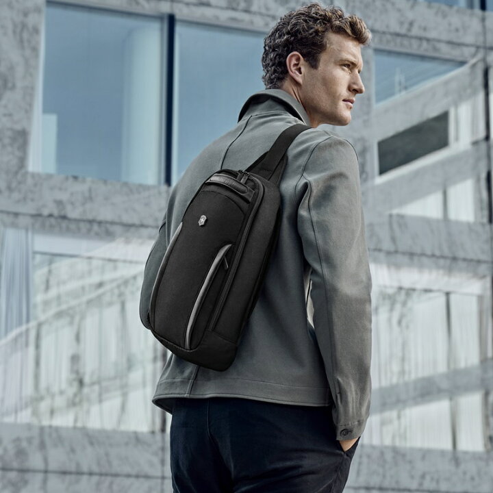楽天市場】ビクトリノックス VICTORINOX 公式 タブレットスリング 8L 3 