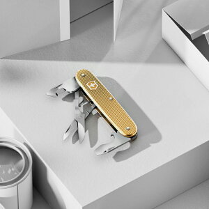 ICXgA菤i iCtȂ̃}`c[ rNgmbNX VICTORINOX  RpjIXAlox 6@\ 93mm S3F bh Vo[ S[h Ki ۏ؏t