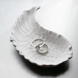 ミニトレイ キャンドルトレイ お香皿 アートプラスター 韓国プラスター羽根 皿 3色 ジュエリーディッシュ オブジェ 撮影小物 石膏 韓国インテリア ウェディング 北欧インテリア 誕生日 プレゼント ギフト ハンドメイド 送料無料 お祝い お返し 記念品 引っ越し祝い