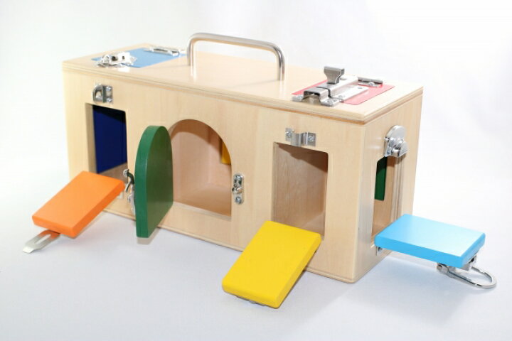 楽天市場】モンテッソーリ カギ箱 Montessori Lock Box 知育玩具 
