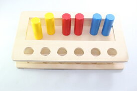 モンテッソーリ　ペグ・ボックス　Montessori Peg Box 知育玩具