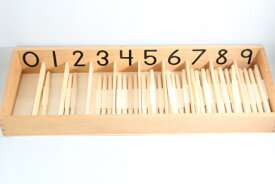 モンテッソーリ　♪大　横長　プレミアム♪　45本の鍵形棒と箱　Montessori Spindle Box With 45 Spindles 知育玩具