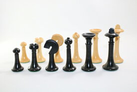ハンドメイド高級　チェス駒セット　♪メトロポリス、柘植・エボナイズド♪　　キング3.75インチ