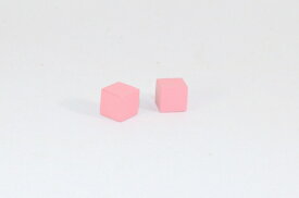 モンテッソーリ　ピンクタワーのパーツ、最小のキューブ　Montessori SmallestPink Tower Cubes　知育玩具