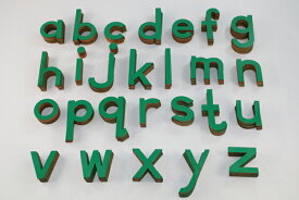 モンテッソーリ　切り抜きアルファベット 小文字　グリーン　♪小、箱なし、文字のみ♪　Montessori Movable Alphabet Lowercase 知育玩具