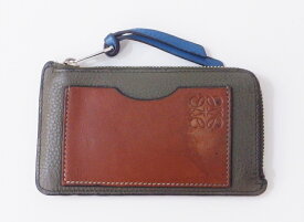 【中古】LOEWE ロエベ エンボスアナグラム カードケース フラグメントケース カーキ/ブラウン nm4606201476