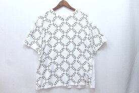 【中古】VALENTINO ヴァレンチノ Tシャツ　ロゴ総柄プリント　TEE メンズ ・S ホワイト