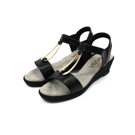 【1点10%/2点15%/3点20％OFFクーポン】感激サンダル 25年春夏新作 VIVIAN ヴィヴィアン サンダル レディース 5cm ウェッジソール ウェッジサンダル アンクル ストラップ メタル モチーフ リゾート 旅行 レジャー ブラック 黒 アイボリー 白 V45201SM