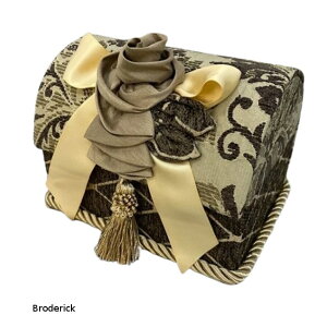 jennifer taylor WFjt@[eC[ gN{bNX  [sA GKg 